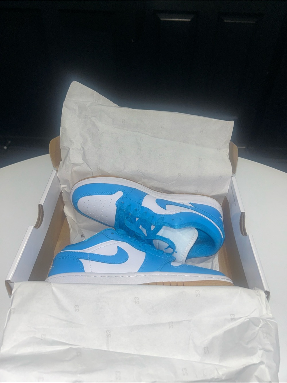 Jordan 1 Low “White Gum Light Brown Dark Powder Blue” Women’s Size 7 - Picture 10 of 12